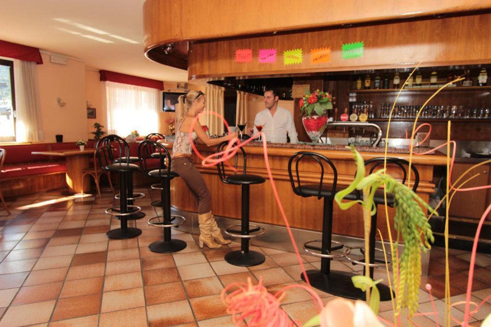 Park Hotel Faver Tremosine ภายนอก รูปภาพ