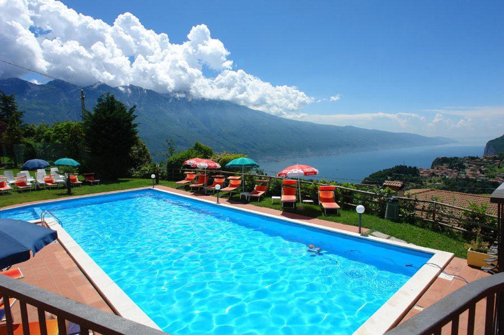 Park Hotel Faver Tremosine ภายนอก รูปภาพ